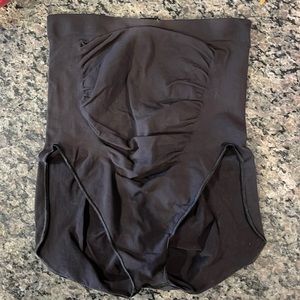 SKIMS MATERNITY SCULPTING HIGH WAIST BRIEF size 2X/3x